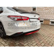Накладка-молдинг на задний бампер Toyota Camry v70 (красная)
